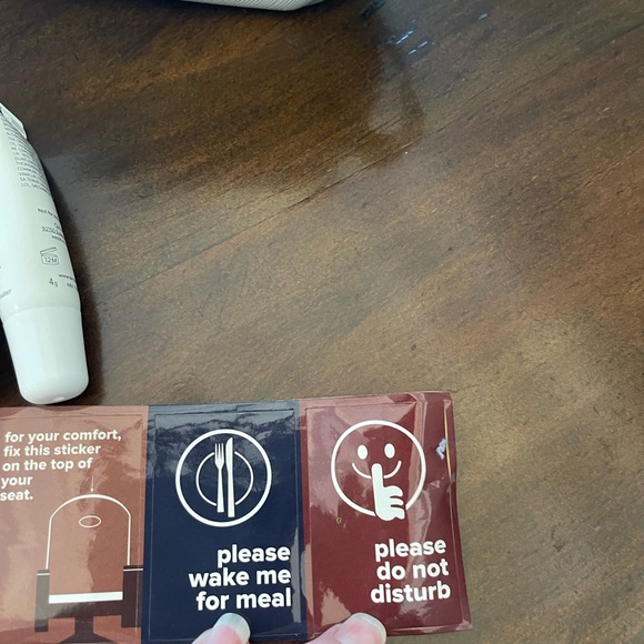 Turkish Airline Hackett London Amenity Bag - Picture 4 of 7